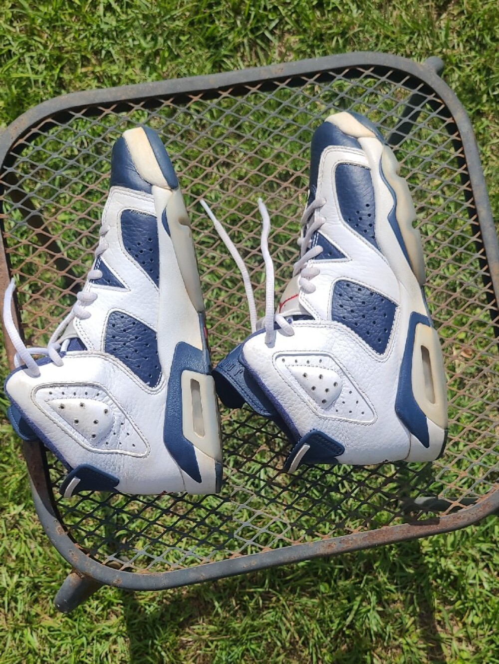 Air Jordan 6 Retro 2024 Olympic Kids Size 5.5y - Picture 8 of 12